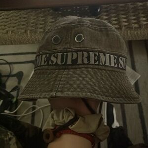 Supreme Medium/Large Olive Unisex Stencil Webbing Boonie Cap/Bucket Hat.